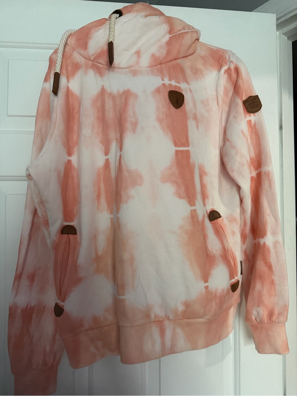 Wanakome Peach & White Tie-Dye Pullover Hoodie